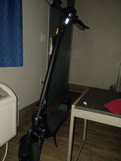 Uni electric scooter 260 cash