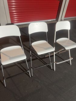 3 IKEA Franklin Foldable White Stools With Backrest $35 each / $35 cada silla alta