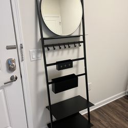 Mirrored Organizer