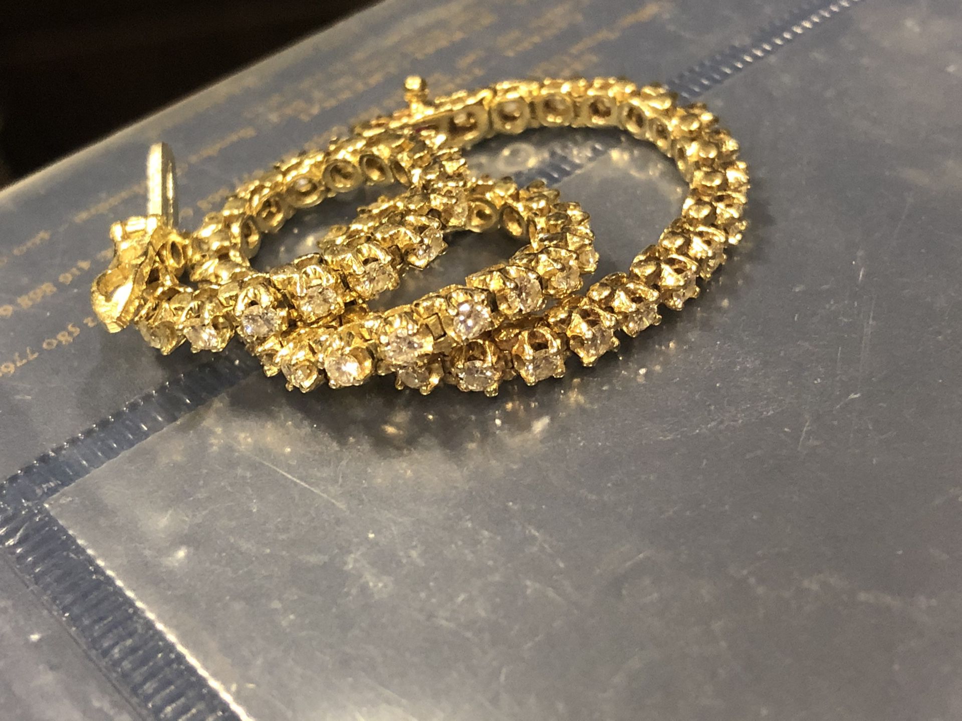 Diamond tennis bracelet 14k gold