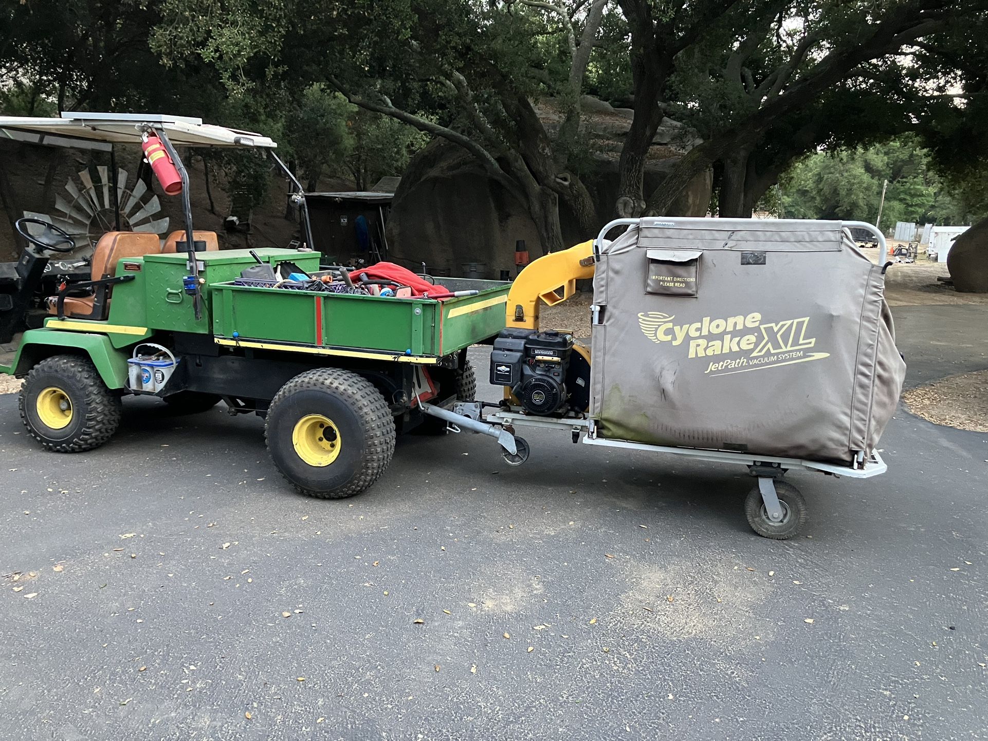 Cyclone Rake/Vacuum Model XL