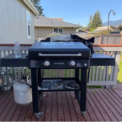 BBQ - 30” Blackstone Flattop Rolled Steel Griddle $225 Will Consider All Offers