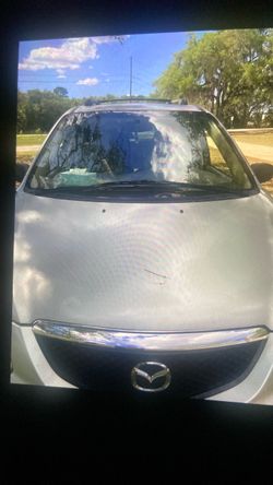 2003 Mazda MPV