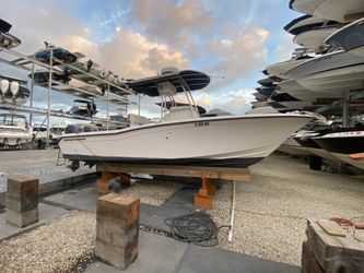 2004 Grady white 256 fisherman