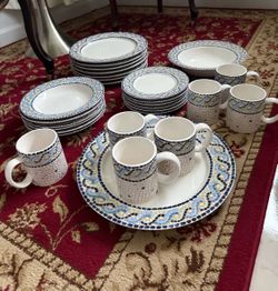 Several dishes,cups and bowls