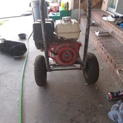Hurry Hurry Hurry Last Day Sale 50% Off $600 Pressure Washer Honda 390 GX Commercial Intakeo  Must Go Runs Like A F****** Champ 