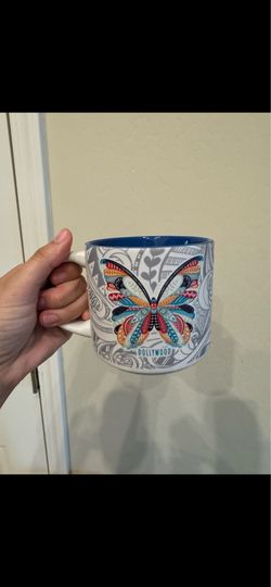 Dollywood Mug