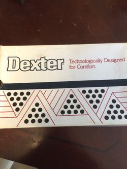 Dexter Bowling Shoes (size 7.5 men's)