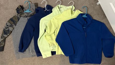 Boys 6/7 Jackets and Sweatshirts