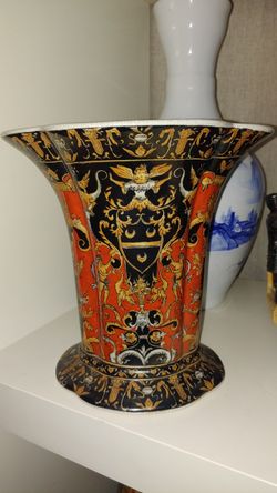 China Porcelain Vase Marked United Wilson 1897