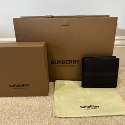 Burberry Men's Check Bifold Wallet with Accessories