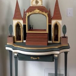 Castle Vanity