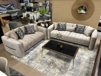 Beautiful Handmade 2PC living room set - Crafted in Turkey.