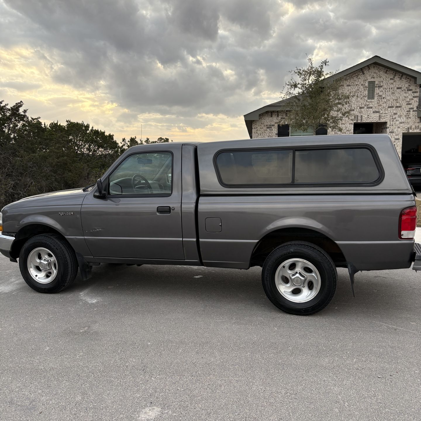 Ford Ranger XLT 2000 clean 113 k miles for Sale in San Antonio, TX ...
