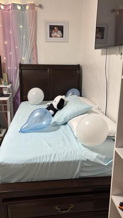 Twin bed