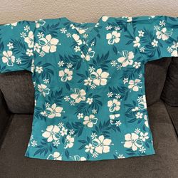 Hawaiian Print Scrub Top- Size Small