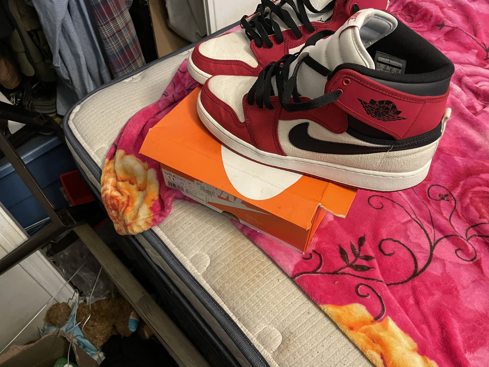 Air Jordan 1 AJKO Chicago (2014)