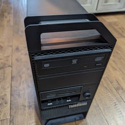 Lenovo ThinkStation E30 Desktop