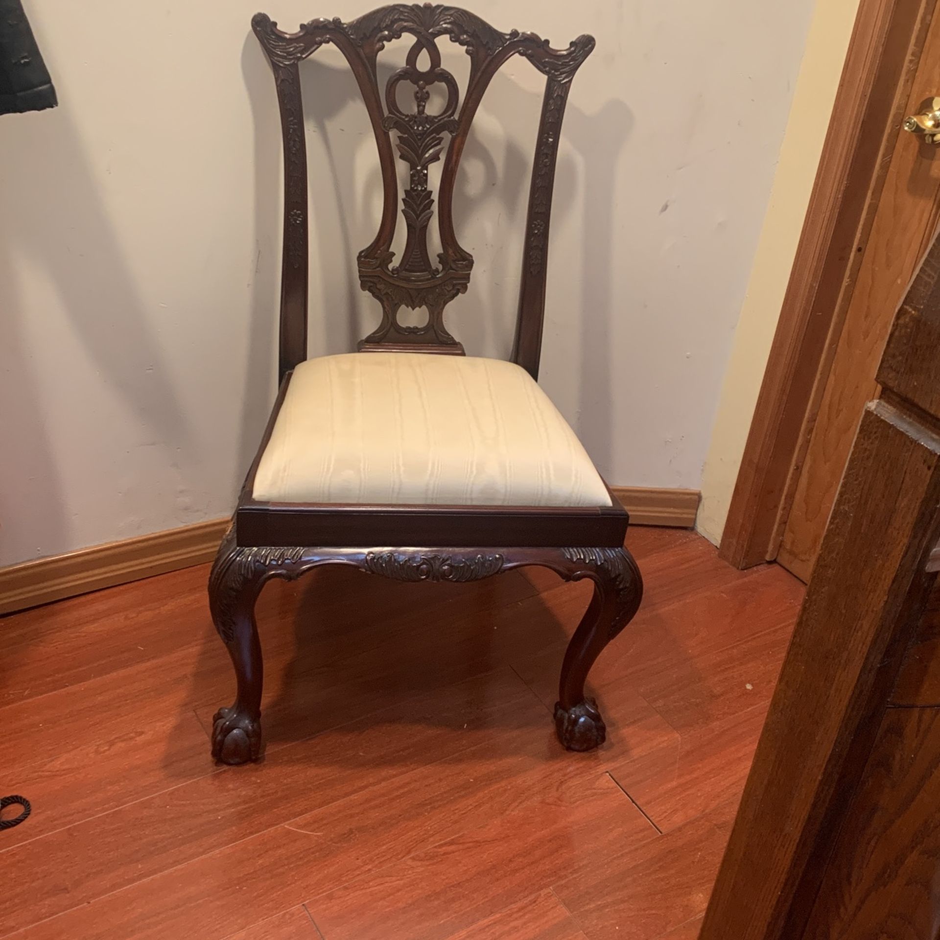 Chippendale Chair . Gorgeous .