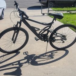 HYPER Mountain Bike