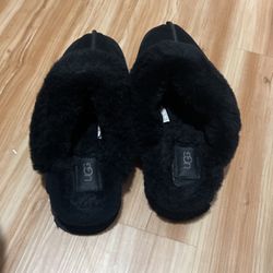 UGG slippers 