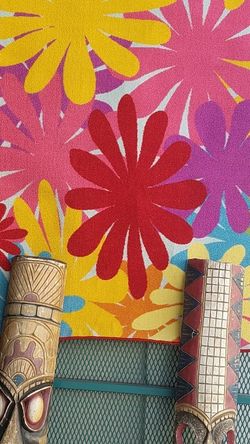 Tiki Luau Decor