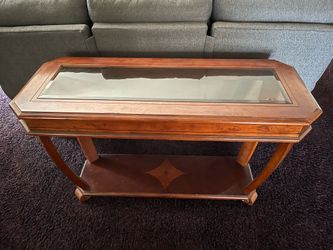Picture Table