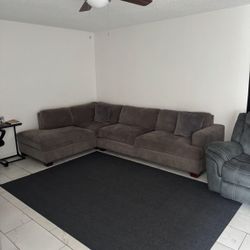 Sectional Couch 