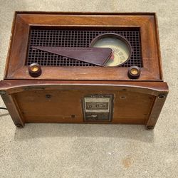 Flying Wedge Radio Post War 1949 Vtg Model 49 - 506 Tested Works