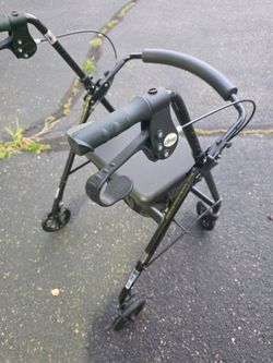 drive rollator with dual lockable hand brakes pouch seat