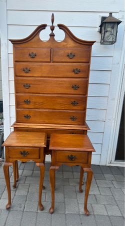 Stunning Chippendale Highboy Dresser and Matching Nightstands