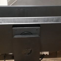 24" HP Monitor