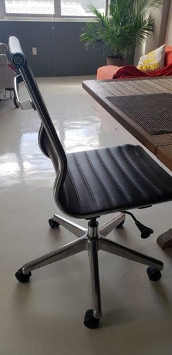 Desk Chairs