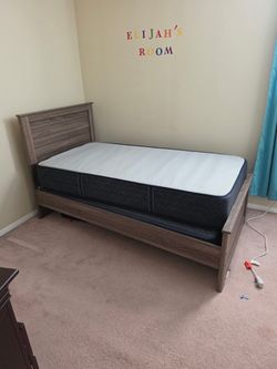 For Sale (As-ls) - Bedroom Furniture Set — $500 OBO (Pickup Only)