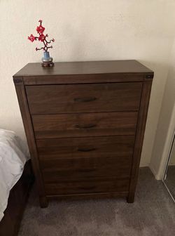 Full size bedroom set 4 piece