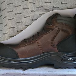 Reebok Men's Boot. 10.5M