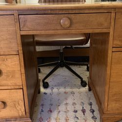 Beautiful Oak Wood Desk
