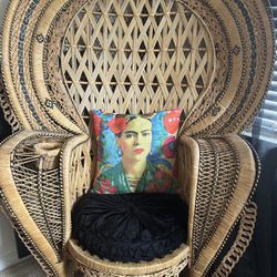 Vintage Emmanuel King Or Queen Cobra Peacock Chair 60s 70s Boho Mid Century 