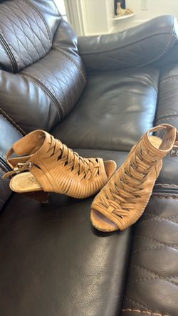 Vince Camuto