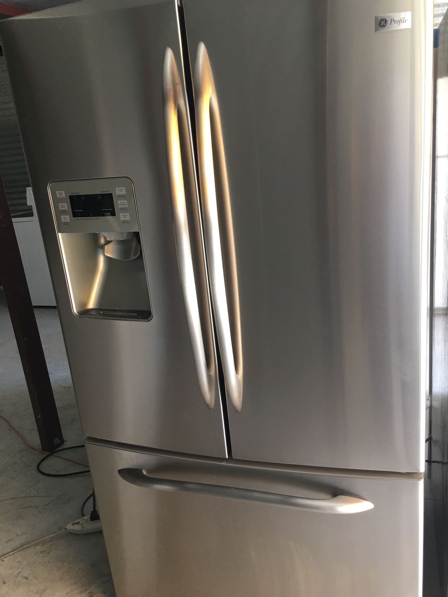 Ge profile french door refrigerator