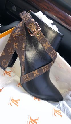 Louis Vuitton Boots