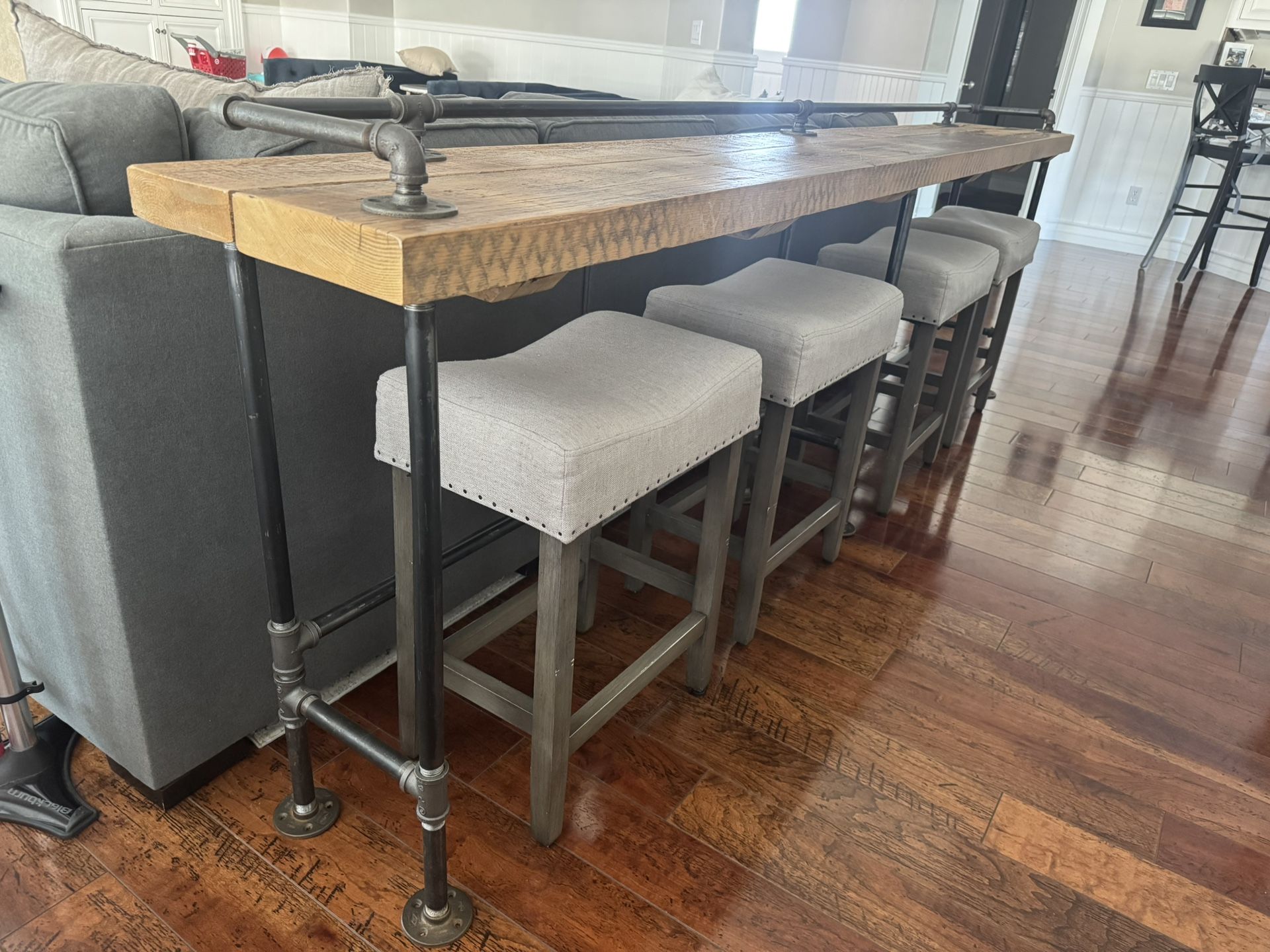 Industrial Reclaimed Wood Console Table with 4 Stools