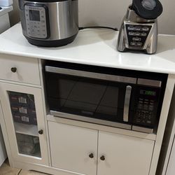 Kitchen Cabinet 
