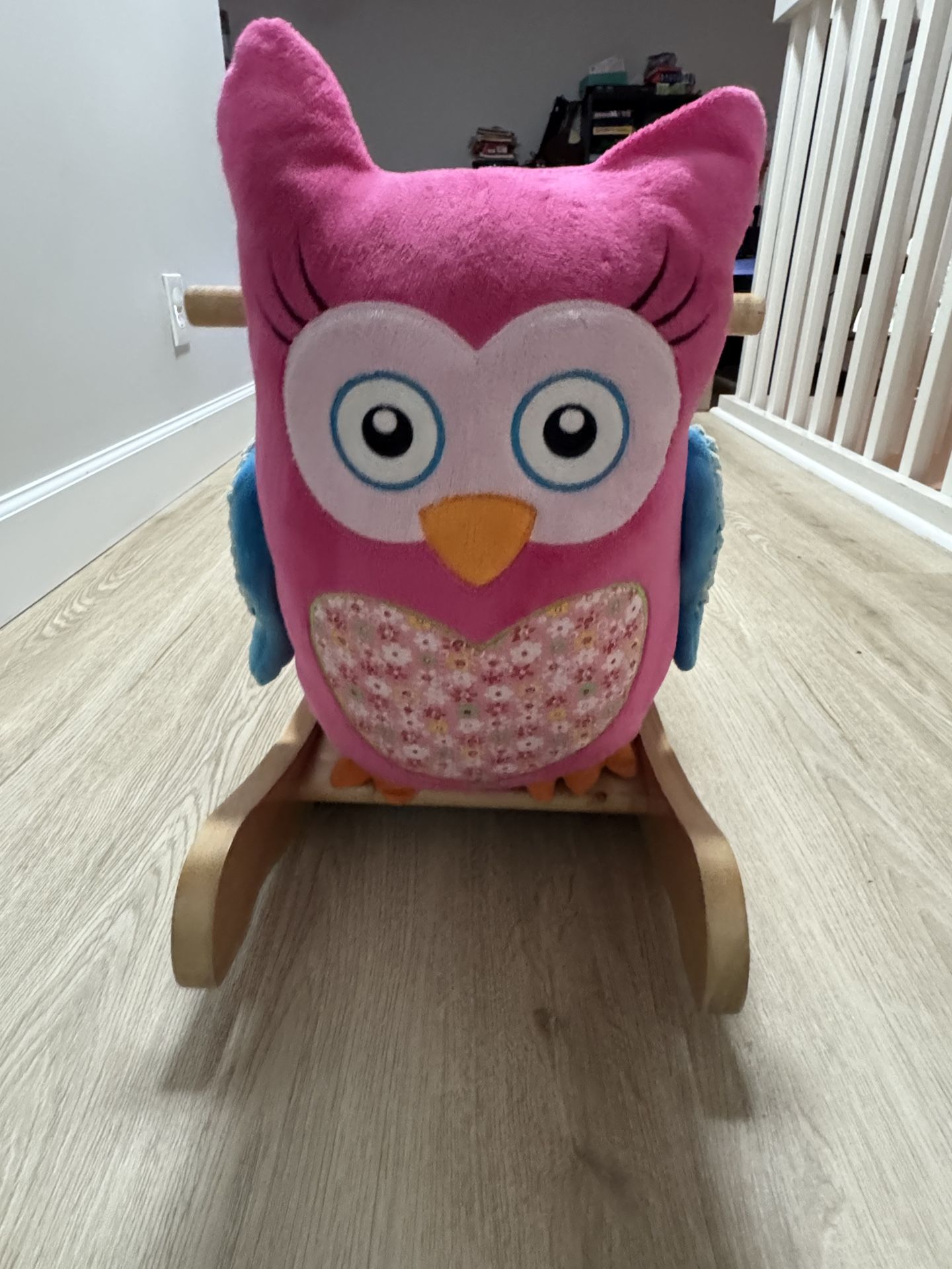 Rockabye Owlivia Rocker With Audio