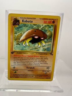 Pokémon TCG Kabuto Fossil Card 50/62 Regular Common 1st Edition