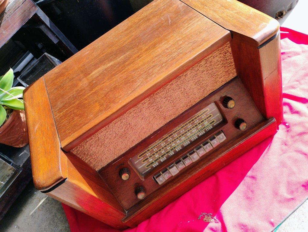 Philco Tube Radio 1948 Classic Antique 