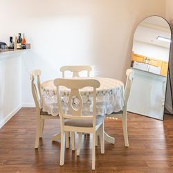 White Round Dining Table with 4 chairs 