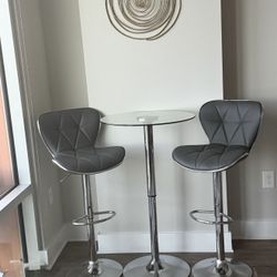 ($140) NEW Pub Table Set 