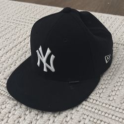 Black NY Flat Billed Cap