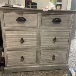 GREY ENTRY TABLE/SMALL DRESSER